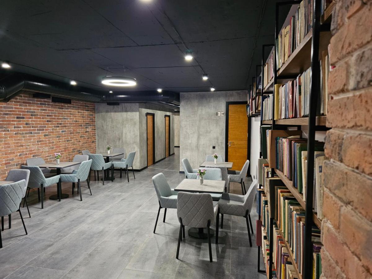 Orion Hostel Jerevan Exteriör bild